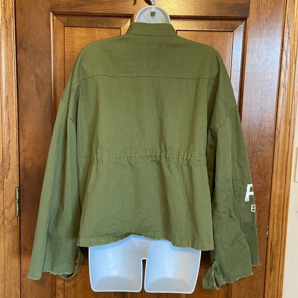 YOLO Army Green Utility Jacket - Picture 6 of 11